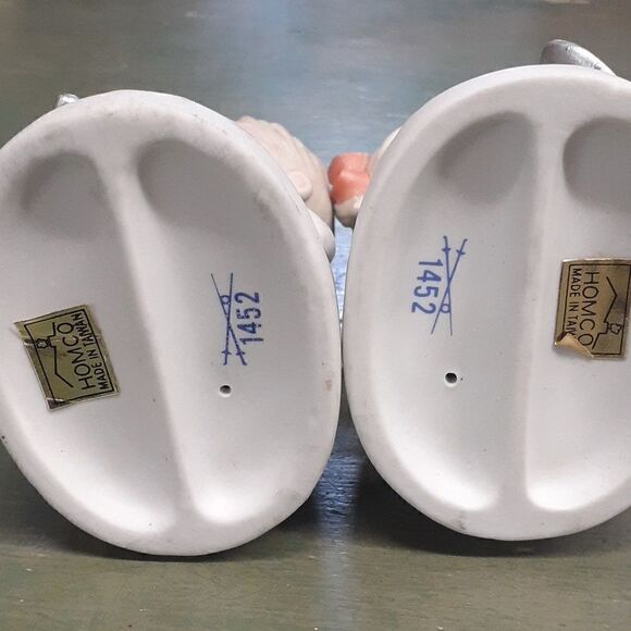 Vintage 4 pc set Homco boy with puppy, girl with flowers plus gardening pair - Picture 10 of 11